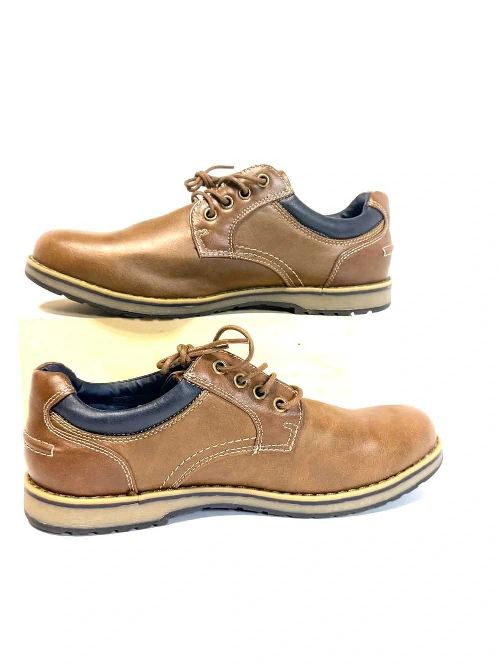 IZOD Cal Oxford Lace Up Casual Shoes Mens 9.5 NWOT